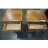 Image 3 : PAIR OF MAPLE NIGHTSTANDS