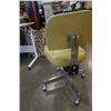 Image 8 : VINTAGE GREEN ROLLING OFFICE CHAIR AND BRASS GLASSTOP ROLLING ENDTABLE