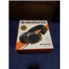Image 2 : SteelSeries Arctis Pro Gaming Headset with Microphone - Black Retail $230