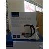Image 2 : Insignia 1.7L Glass Electric Kettle - tested working