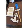 Image 1 : 3 PIECES WOOD WALL DECOR