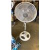 Image 2 : ORGANIZER, SWIFFER BISSEL AND FLOOR FAN