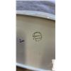 Image 3 : 7 PIECES ROYAL WINTON - SERVING PLATTER AND 6 SIDE PLATES