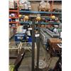 Image 2 : METAL COAT TREE 71 INCHES TALL