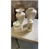 Image 3 : TOTE OF VASES, ART GLASS VASE AND CANNISTERS