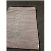 Image 2 : BEIGE 5 FOOT AREA CARPET