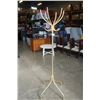 Image 1 : METAL COAT TREE