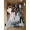 Image 4 : Assorted Utensils