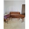 Image 1 : Mendelssohn Piano with 2 Benches with Large Round Glass Tabletop