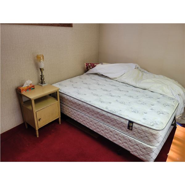 Queen Bed & Side Table