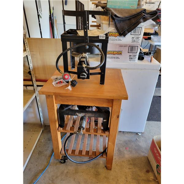 Country Cooker & Stand