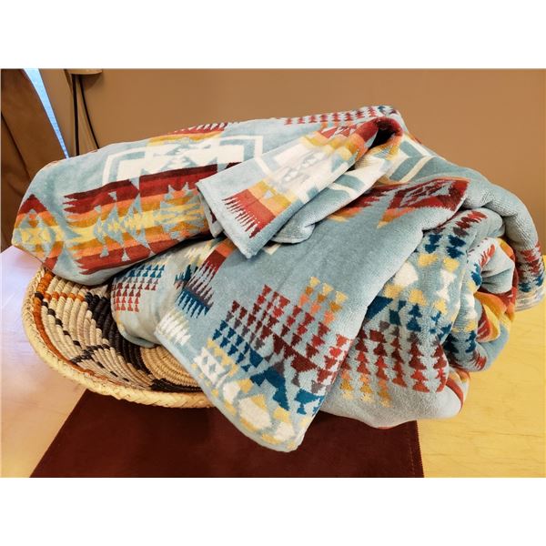 Pendleton Towel Set