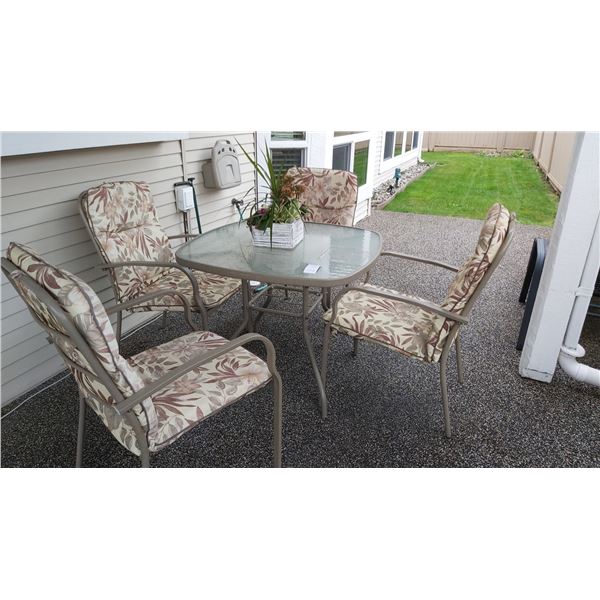Patio table and Chairs A