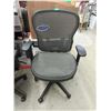 Image 1 : Black Space Grid Chair with Adjustable Lumbar