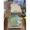 Image 1 : 4 New Ceramic 6" Garden Décor Bird Bowls