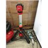 Image 1 : Grinder & Milwaukee Dual Power Rocket Light