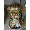 Image 1 : 3 Boxes of Fun Fur Animals & Fashion Bracelets