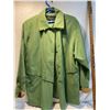 Image 1 : Green coat medium