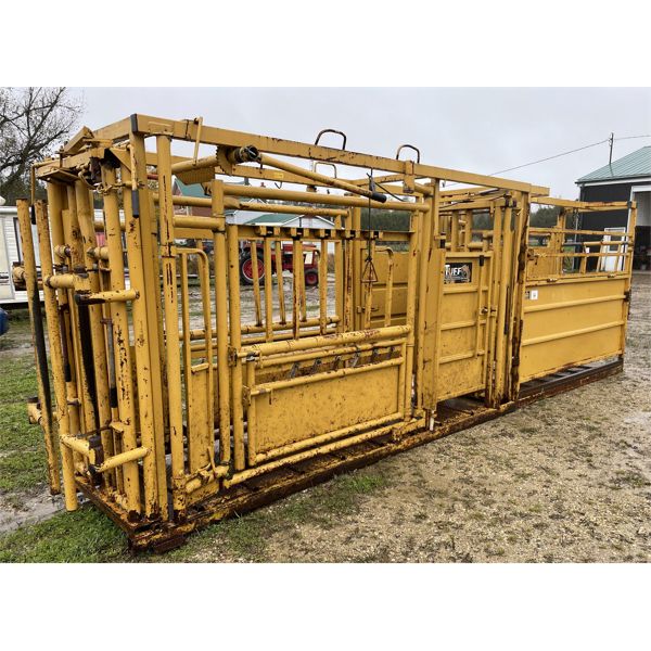 TUFF LIVESTOCK EQUIPMENT CATTLE CHUTE