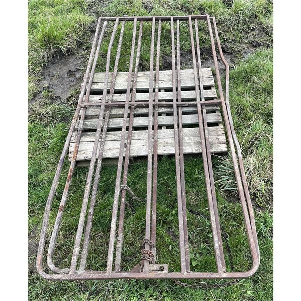 LOT OF 2 - 9.5 FT SQUARE TUBE GATE