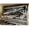 Image 2 : JOB LOT - MISC TOOLS, HARDWARE, SHOP LIGHTS