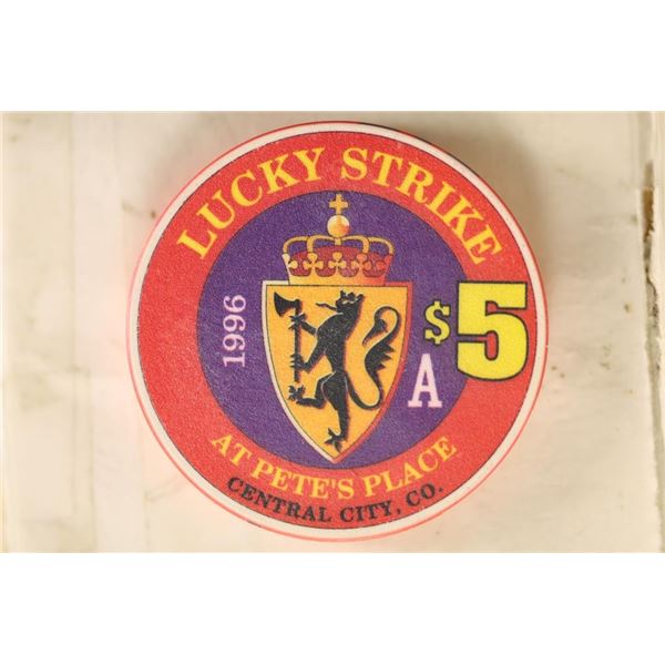 $5 LUCKY STRIKE AT PETE'S PLACE 1996 CASINO CHIP