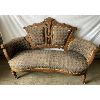 Image 1 : VINTAGE SETTEE - 66IN X 41IN