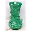 Image 1 : 1950'S SLYVAC CERAMIC 1346 GREEN VASE/ ORNAMENT