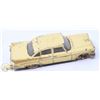 Image 4 : DINKY TOYS 191 DODGE ROYAL SEDAN CREAM/TAN