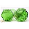 Image 3 : LOT OF 2- VINTAGE HOOSIER FOREST GREEN GLASS BUD