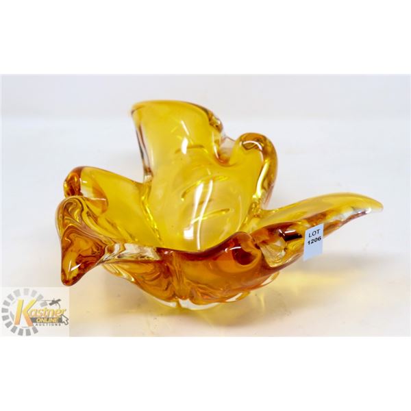 CHALET STYLE AMBER GLASS BLOWN ART BOWL