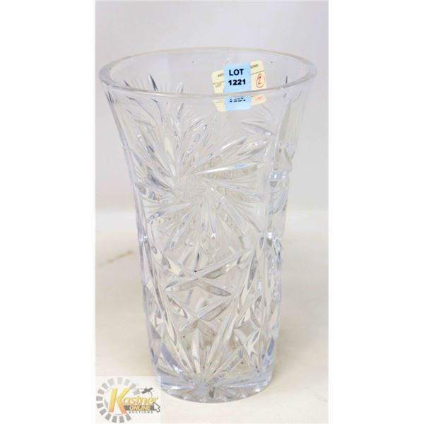 8" PINWHEEL CRYSTAL VASE