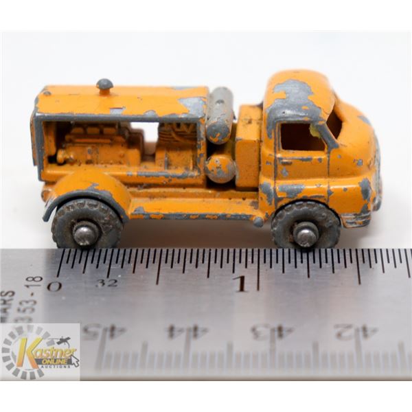 MATCHBOX LESNEY NO 28A BEDFORD COMPRESSOR