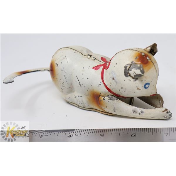 1950/ 60'S TIN LITHOGRAPHED CAT TOY MADE IN JAPAN
