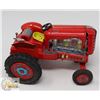Image 4 : ANTIQUE TIN LITHOGRAPHED RED TRACTOR (MISSING