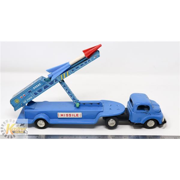 ANTIQUE TIN BLUE LITHOGRAPHED TRUCK & TRAILER