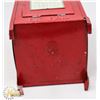 Image 2 : LINE MAR TOYS RED TIN MAILBOX COIN BANK - MADE IN