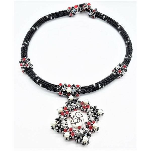 ESTATE HANDCRAFTED ARTISAN SEWN BEADED 22"NECKLACE