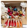 Image 1 : 2 BOXES OF VINTAGE CHRISTMAS GLASS TREE BULBS