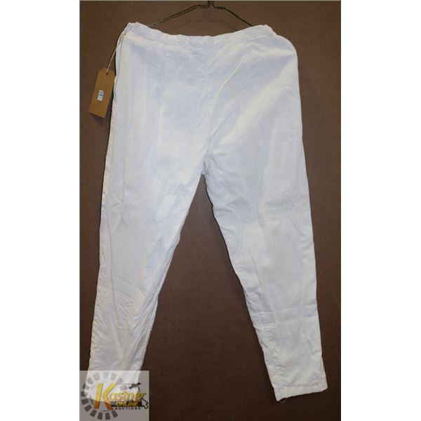 1960'S WOMEN'S HIGH WAISTED OFF WHITE SIDE ZIP