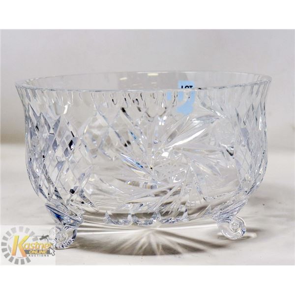 COLLECTIBLE HOB STAR CUT & ETCHED CRYSTAL FOOTED