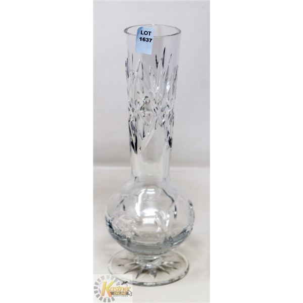 10" VINTAGE CRYSTAL CUT VASE
