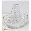 Image 1 : 8" X 8" HAND CUT CRYSTAL CUT & ETCHED BASKET