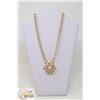 Image 1 : FAUX PEARL W/ GOLD ACCENTED ESTATE NECKLACE