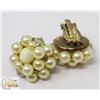 Image 2 : FAUX IVORY PEARL/ BEADED CLIP ON ESTATE EARRINGS