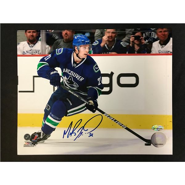 MASON RAYMOND SIGNED VANCOUVER CANUCKS 8 X 10 ( GAME DAY COA)