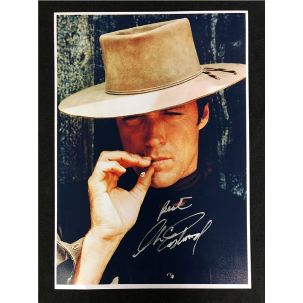 CLINT EASTWOOD SIGNED 8 X 10 ( RA COA)