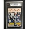 Image 1 : 1994-95 UPPER DECK #252 WAYNE GRETZKY Gold Scouting Report (9 MINT)