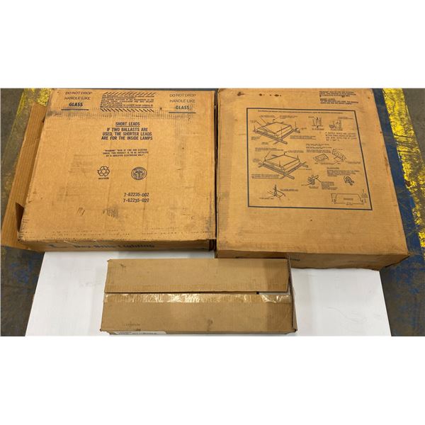 Lot Of (3) Lighting Fixtures
