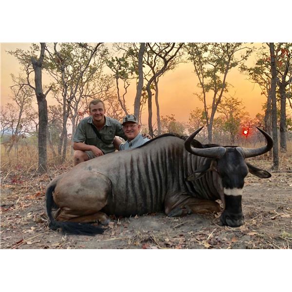 ORIGINAL KANSAS: 5-Day Whitetail Deer Hunt for One Hunter in Kansas - Includes Trophy Fee